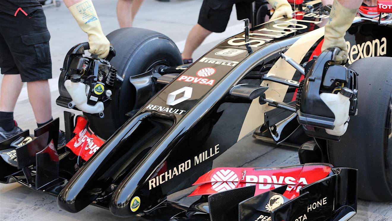 Lotus E22 nose and front wing. Formula One Testing, Day One, Bahrain International Circuit, Sakhir, Bahrain, Wednesday, 19 February 2014 © Sutton Images. No reproduction without permission