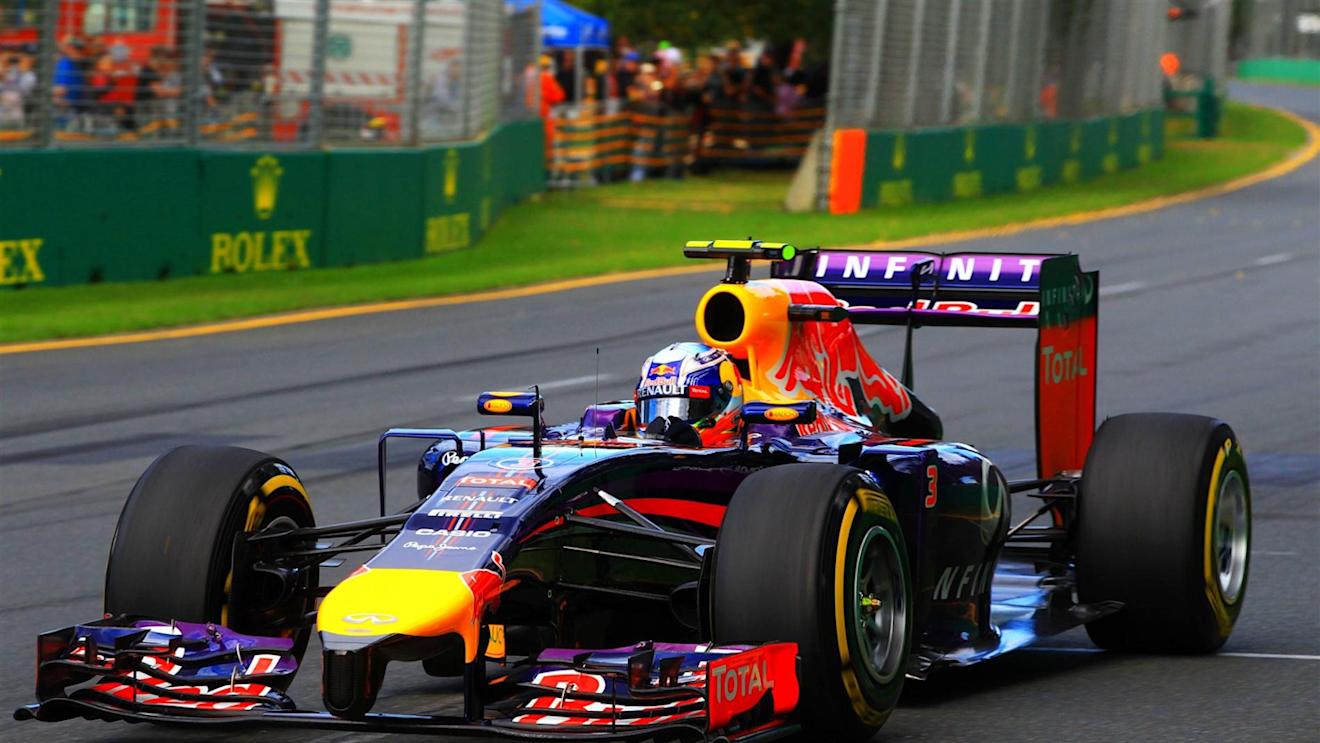 Daniel Ricciardo (AUS) Red Bull Racing RB10. Formula One World Championship, Rd1, Australian Grand Prix, Race, Albert Park, Melbourne, Australia, Sunday, 16 March 2014. © Sutton Images
