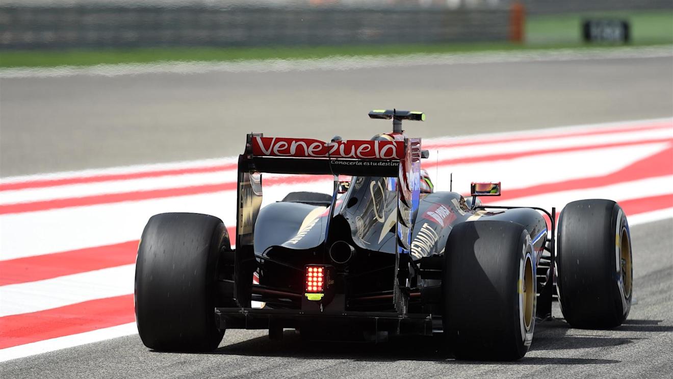 Pastor Maldonado (VEN) Lotus E22. Formula One World Championship, Rd3, Bahrain Grand Prix, Practice, Bahrain International Circuit, Sakhir, Bahrain, Friday, 4 April 2014. © Sutton Images