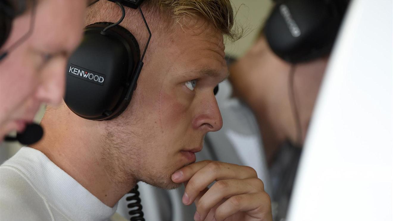 Valtteri Bottas (FIN) Williams FW36 and Kevin Magnussen (DEN) McLaren MP4-29 battle. Formula One World Championship, Rd13, Italian Grand Prix, Monza, Italy, Race Day, Sunday, 7 September 2014