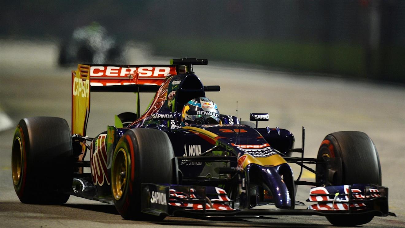 Jean-Eric Vergne (FRA) Scuderia Toro Rosso STR9. Formula One World Championship, Rd14, Singapore Grand Prix, Marina Bay Street Circuit, Singapore, Race Day, Sunday, 21 September 2014