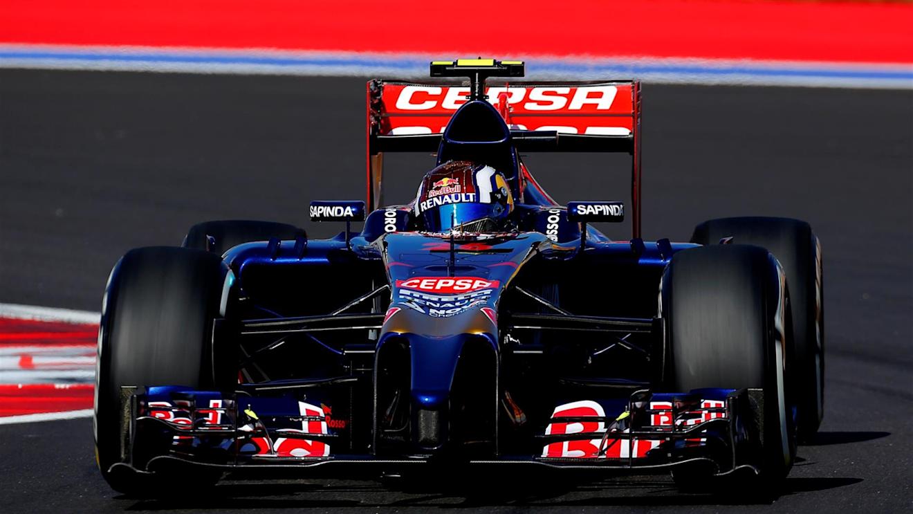 Daniil Kvyat (RUS) Scuderia Toro Rosso STR8. Formula One World Championship, Rd16, Russian Grand Prix, Practice, Sochi Autodrom, Sochi, Krasnodar Krai, Russia, Friday, 10 October 2014