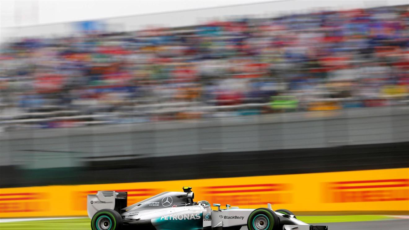 Nico Rosberg (GER) Mercedes AMG F1 W05. Formula One World Championship, Rd15, Japanese Grand Prix, Race, Suzuka, Japan, Sunday, 5 October 2014