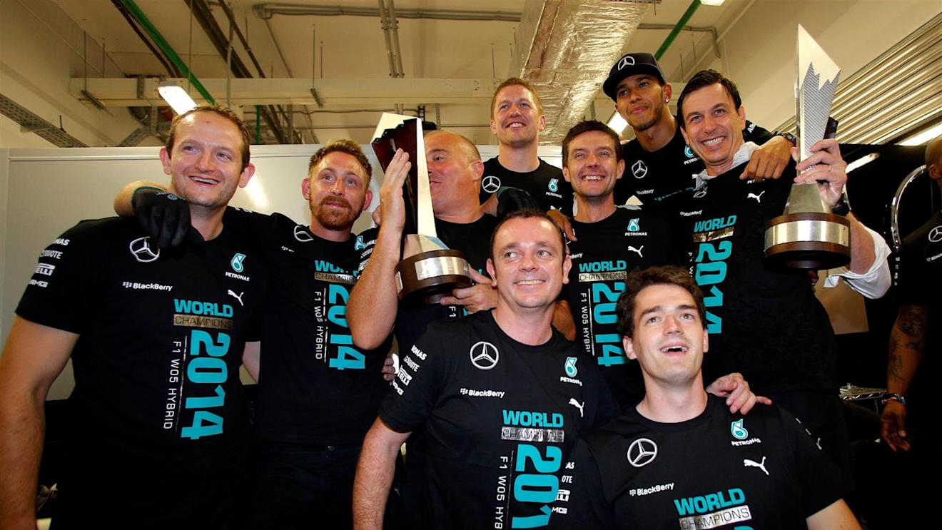 Race winner Lewis Hamilton (GBR) Mercedes AMG F1 W05 celebrates with his mechanics and Toto Wolff (AUT) Mercedes AMG F1 Director of Motorsport. Formula One World Championship, Rd16, Russian Grand Prix, Race, Sochi Autodrom, Sochi, Krasnodar Krai, Russia, Sunday, 12 October 2014
