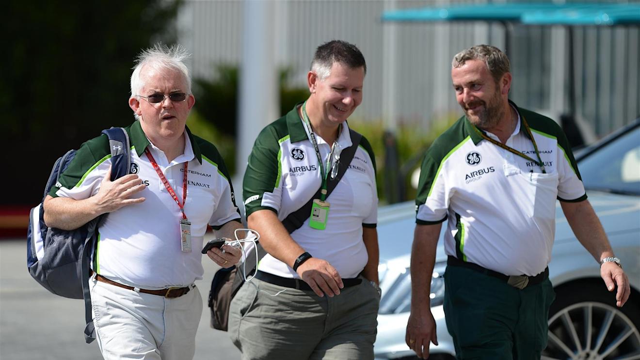 Caterham personel. Formula One World Championship, Rd19, Abu Dhabi Grand Prix, Preparations, Yas Marina Circuit, Abu Dhabi, UAE, Thursday, 20 November 2014