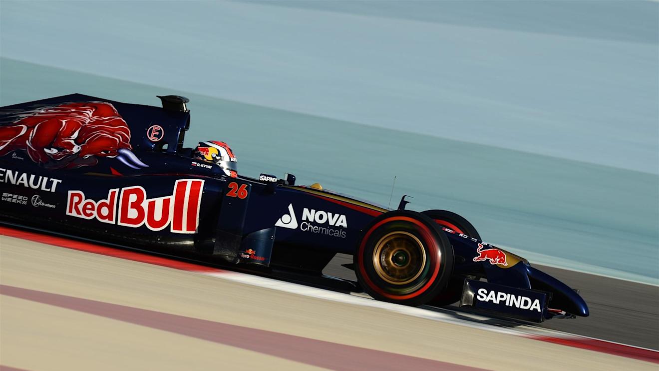 Daniil Kvyat (RUS) Scuderia Toro Rosso STR9. Formula One Testing, Day Three, Bahrain International Circuit, Sakhir, Bahrain, Saturday, 1 March 2014