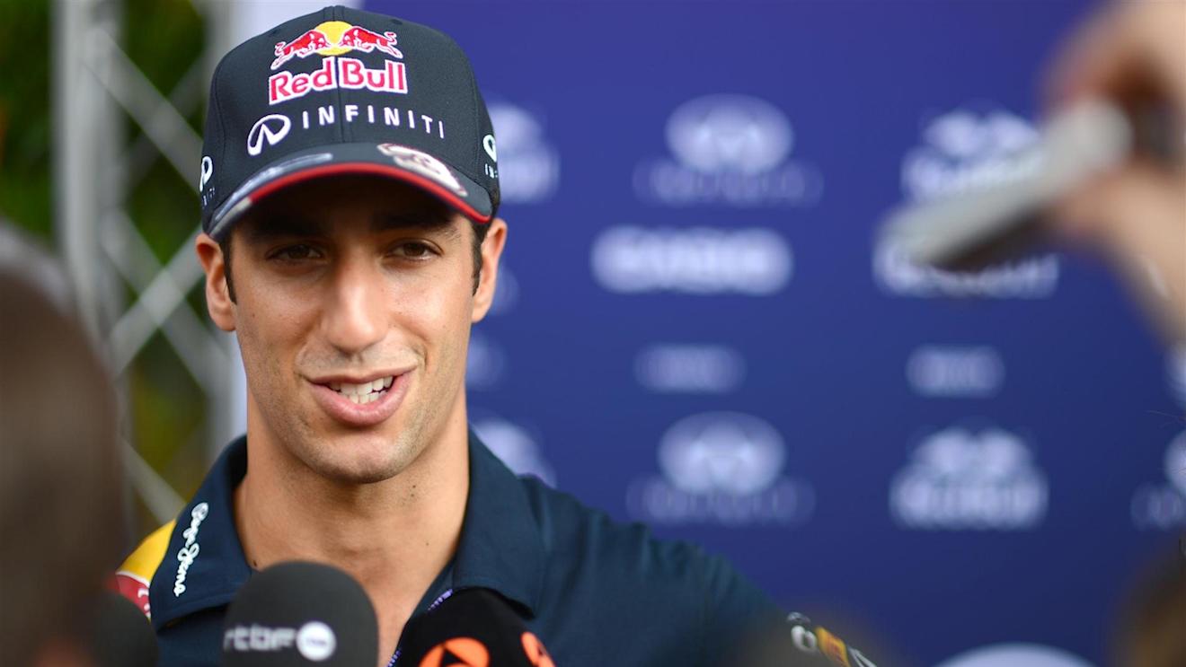 Daniel Ricciardo (AUS) Red Bull Racing talks with the media. Formula One World Championship, Rd2, Malaysian Grand Prix, Preparations, Sepang, Malaysia, Thursday, 27 March 2014