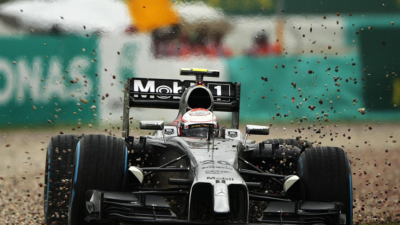 Kevin Magnussen (DEN) McLaren MP4-29 went off track after spinning at the final turn in Q2. Formula One World Championship, Rd2, Malaysian Grand Prix, Qualifying, Sepang, Malaysia, Saturday, 29 March 2014