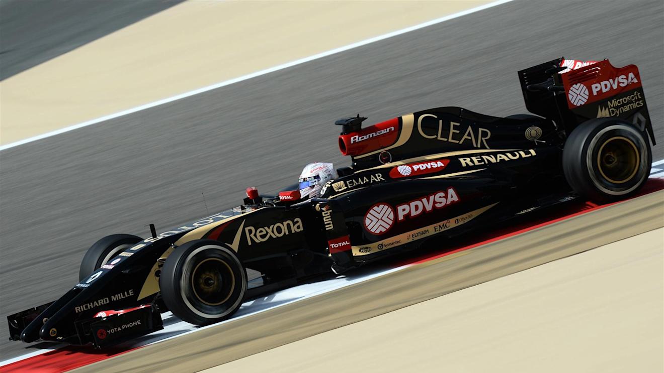 Romain Grosjean (FRA) Lotus E22. Formula One World Championship, Rd3, Bahrain Grand Prix, Practice, Bahrain International Circuit, Sakhir, Bahrain, Friday, 4 April 2014