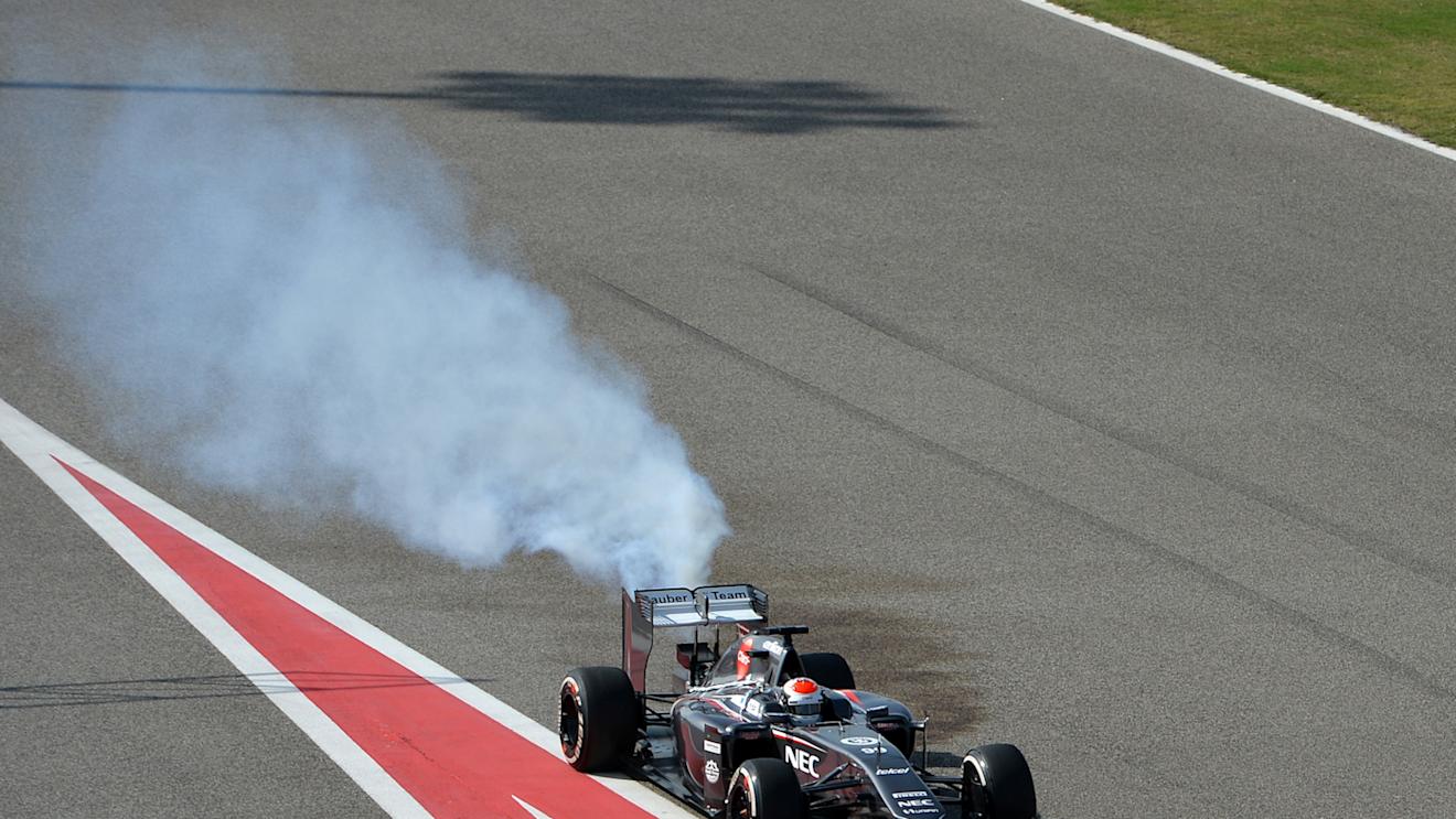 Adrian Sutil (GER) Sauber C33 with smoke. Formula One Testing, Day Three, Bahrain International Circuit, Sakhir, Bahrain, Saturday, 1 March 2014 © Sutton Images. No reproduction without permission
