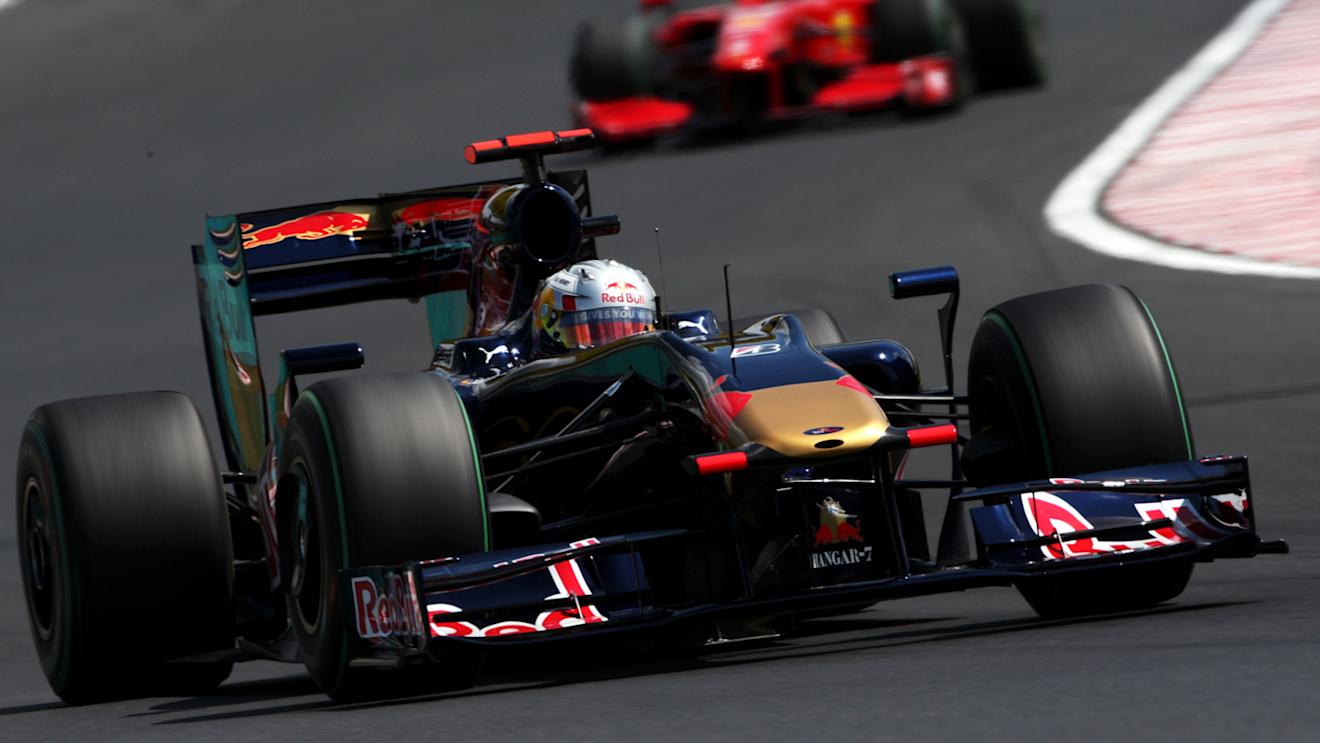 Jaime Alguersuari (ESP) Scuderia Toro Rosso STR4.
Formula One World Championship, Rd 10, Hungarian Grand Prix, Qualifying Day, Budapest, Hungary, Saturday 25 July 2009.
 © © Sutton Motorsport Images
