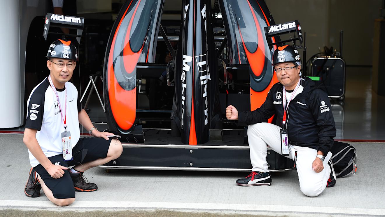 McLaren fans in Japan. © Sutton Motorsport Images