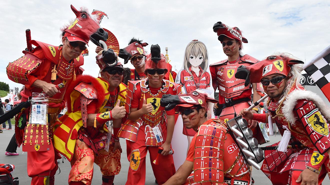Ferrari fans in Japan. © Sutton Motorsport Images
