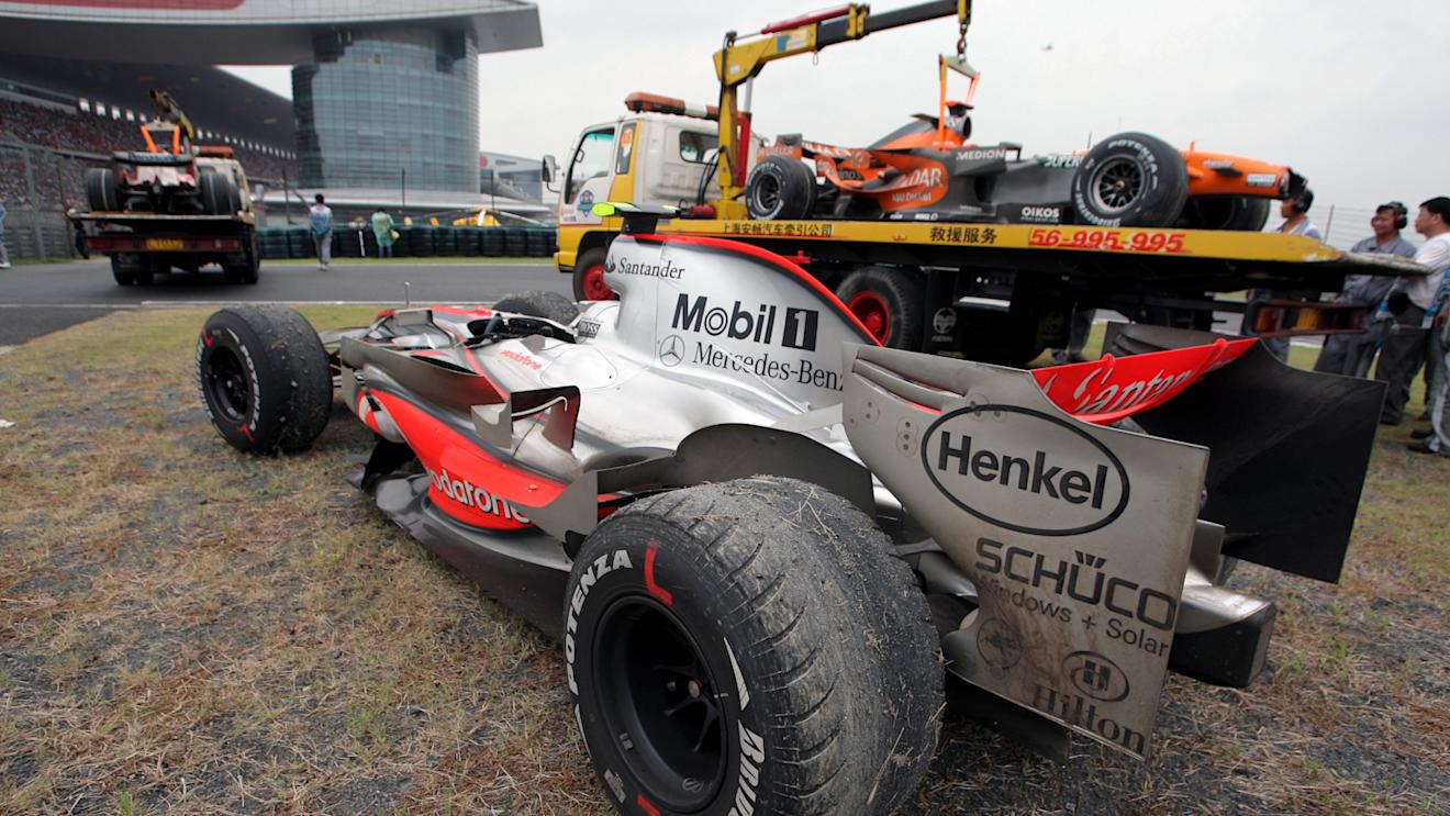 The car of Lewis Hamilton (GBR) McLaren Mercedes MP4/22 after he retired from the race. Formula One World Championship, Rd16, Chinese Grand Prix, Race Day, Shanghai International Circuit, Shanghai, China, Sunday 7 October 2007.
 © © Sutton Motorsport Images