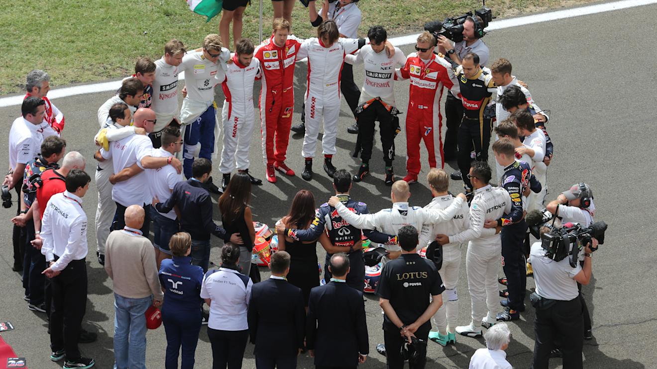 A minute's silence for Jules Bianchi, Hungaroring, July 26, 2015 © FOWC Ltd