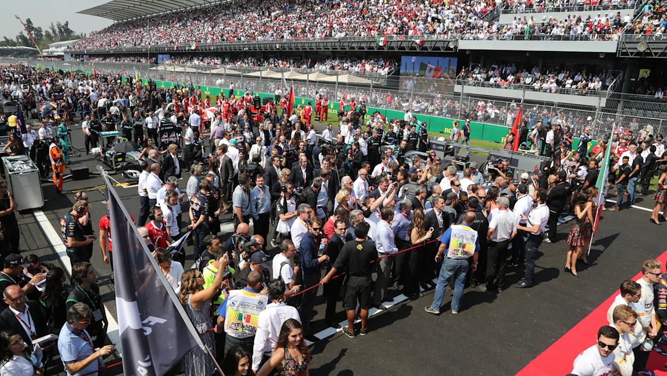 Grid, at Formula One World Championship, Rd17, Mexican Grand Prix, Race, Circuit Hermanos Rodriguez, Mexico City, Mexico, Sunday 1 November 2015. © FOWC Ltd