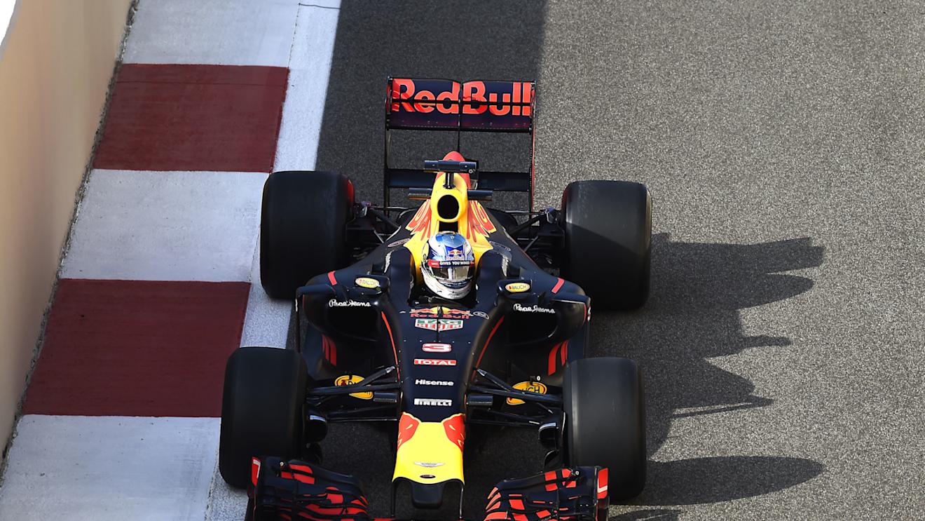 Daniel Ricciardo, Red Bull, during Pirelli 2017 tyre testing in Abu Dhabi © Foto Studio Colombo