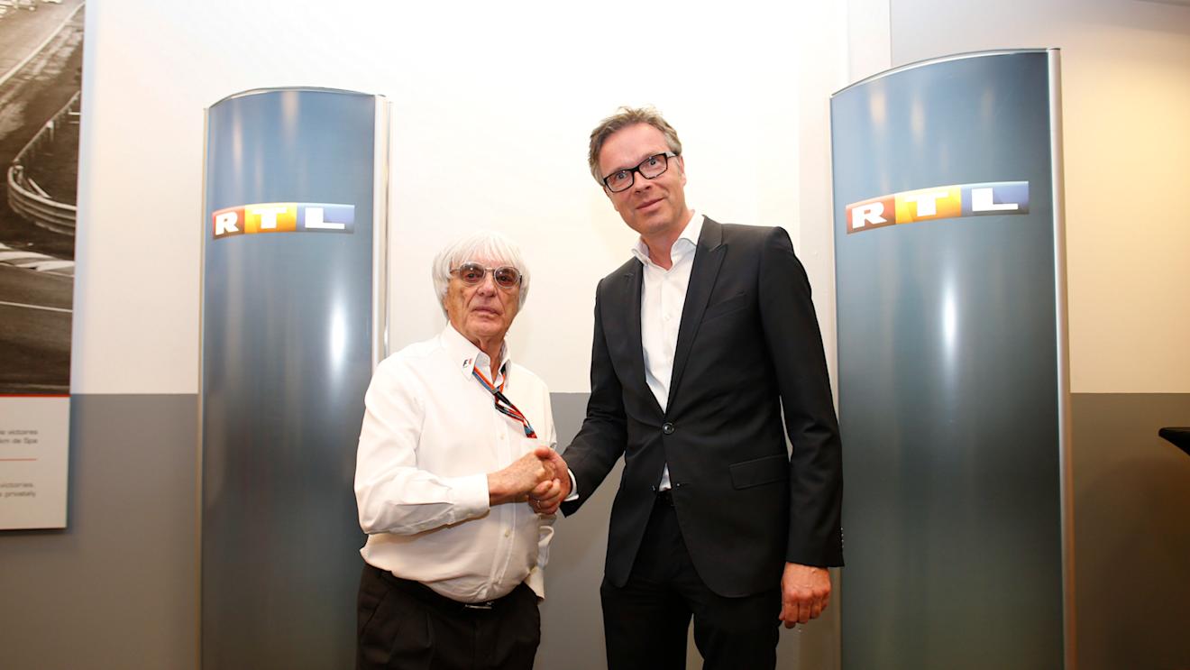 Spa-Francorchamps, Spa, Belgium. Friday 21 August 2015. Bernie Ecclestone, CEO and President, FOM, and German TV Channel RTL announce a new extension to their TV rights deal. © Steven Tee/LAT Photographic