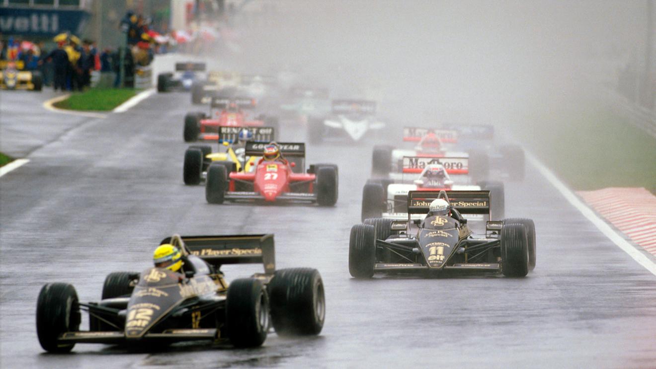 Ayrton Senna leads teammate Elio de Angelis (both Lotus 97T Renault's), Alain Prost (McLaren MP4/2B TAG Porsche) and Michele Alboreto (Ferrari F156/85) at the start. World Copyright - LAT Photographic