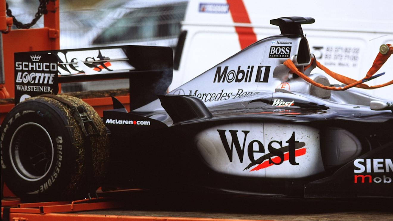 The MP4-16 of Mika Hakkinen is taken away on the recovery truck. 2001 Spanish Grand Prix, Barcelona, Spain. 29th April 2001.
World Copyright: LAT Photographic