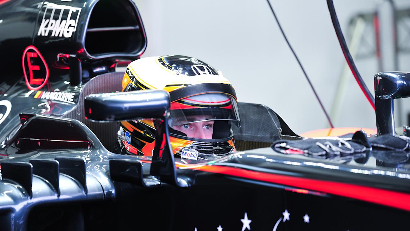 Stoffel Vandoorne (BEL) McLaren MP4-30 at Pirelli Formula One Wet Test, Day One, Paul Ricard, France, 25 January 2016 © Sutton Motorsport Images