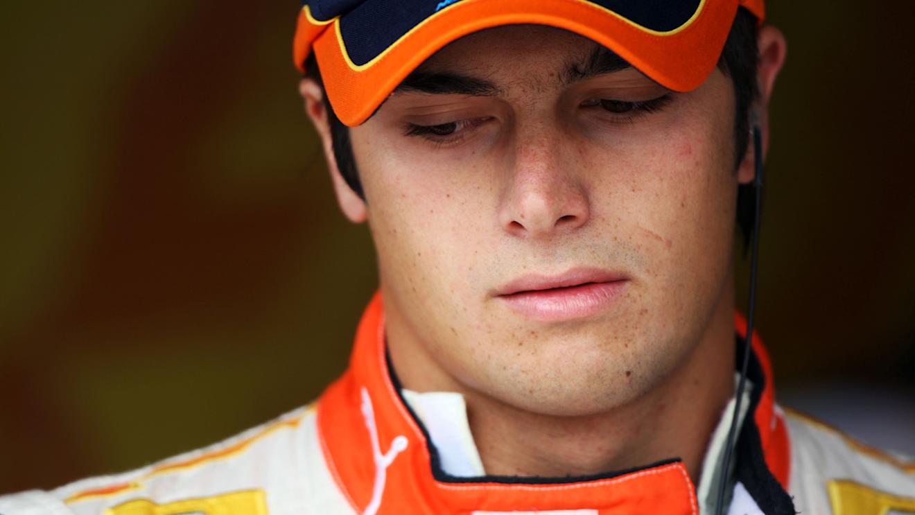 Nelson Piquet Jr. (BRA) Renault.
Formula One World Championship, Rd 9, German Grand Prix, Qualifying Day, Nurburgring, Germany, Saturday 11 July 2009.

