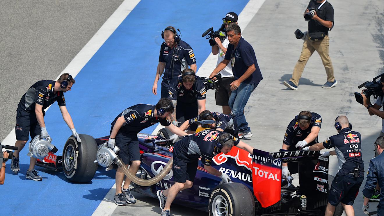 Daniel Ricciardo (AUS) Red Bull Racing RB10. Formula One Testing, Day One, Bahrain International Circuit, Sakhir, Bahrain, Thursday, 27 February 2014 © Sutton Images. No reproduction without permission