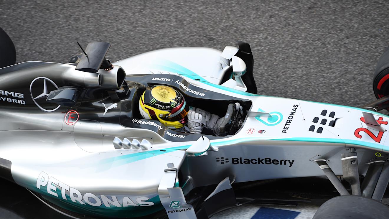 Pascal Wehrlein (GER) Mercedes AMG F1 W05.
Formula One Testing, Yas Marina Circuit, Abu Dhabi, UAE, Wednesday 26 November 2014. © Sutton Motorsport Images