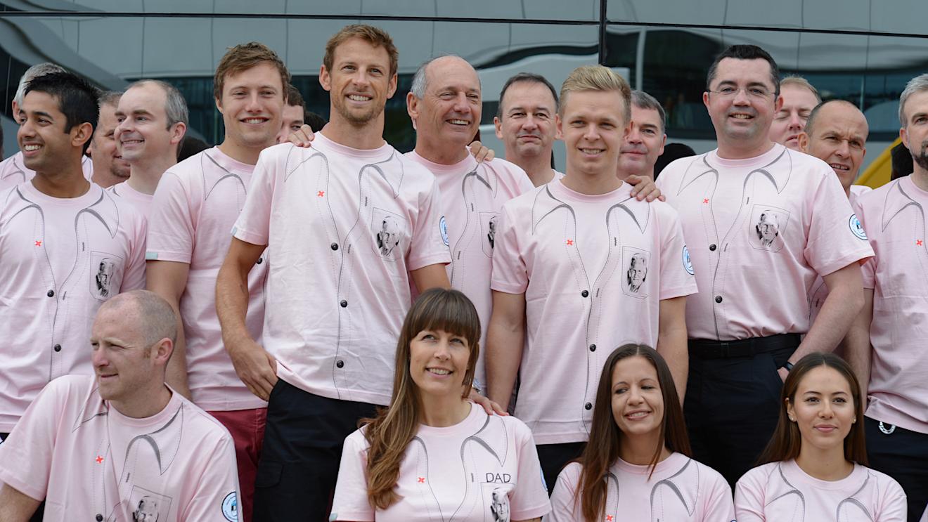 Jenson Button (GBR) McLaren and the McLaren team in their pink shirts in memory of John Button (GBR) #PinkForPapa
Formula One World Championship, Rd9, British Grand Prix, Race Day, Silverstone, England, Sunday 6 July 2014. © Sutton Motorsport Images