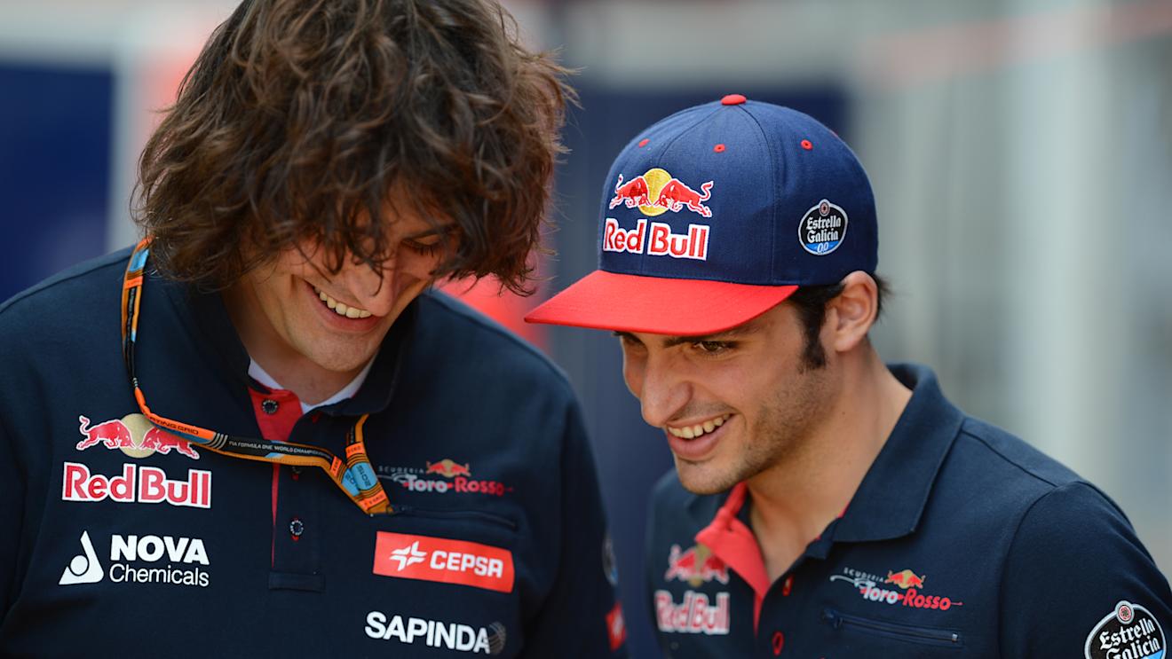 Carlos Sainz jr (ESP) Scuderia Toro Rosso at Formula One World Championship, Rd5, Spanish Grand Prix Preparations, Barcelona, Spain, Thursday 7 May 2015. © Sutton Motorsport Images