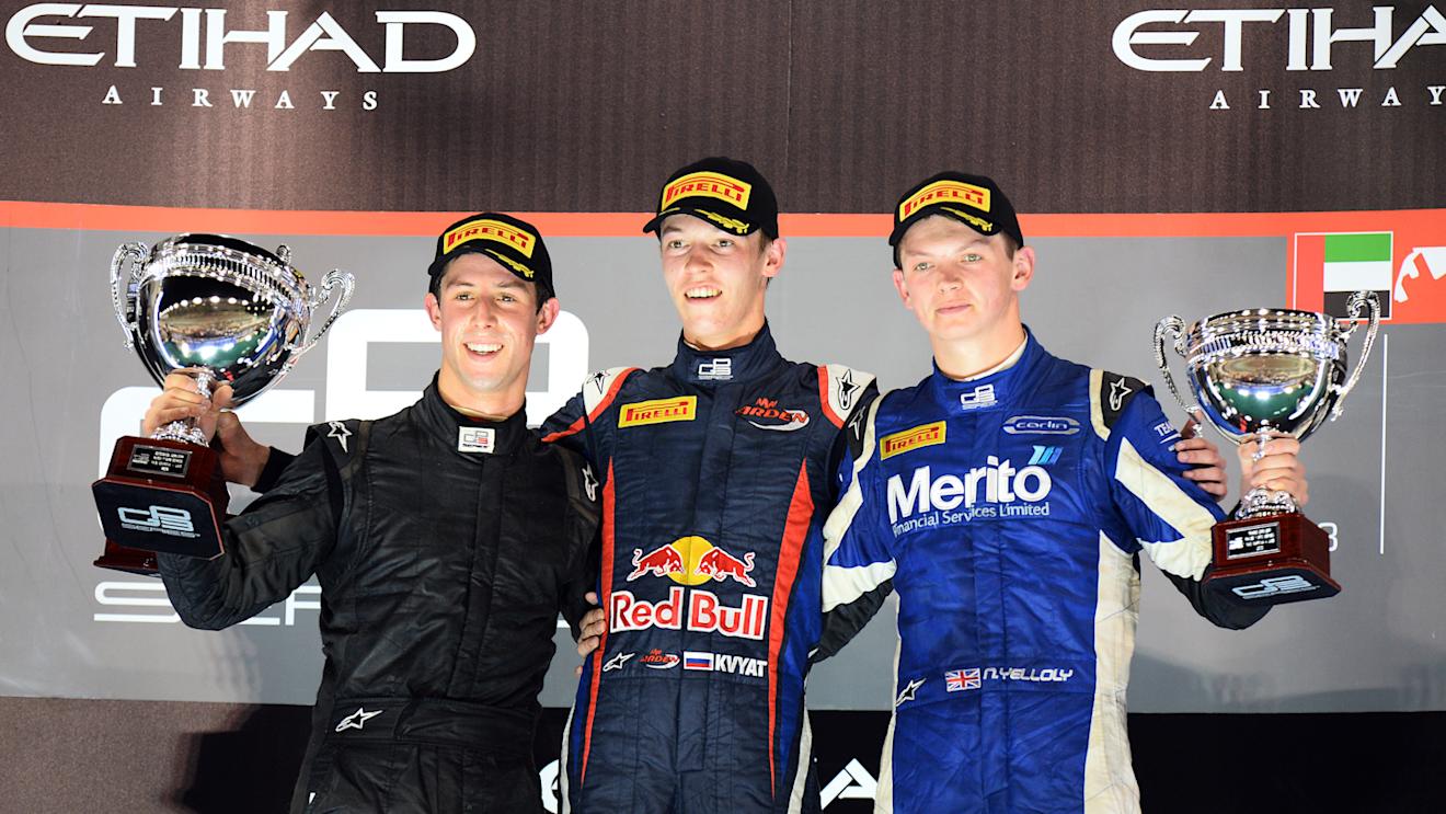 Daniil Kvyat (RUS) MW Arden, centre;  Alexander Sims (GBR) Carlin, left; and Nick Yelloly (GBR) Carlin, right. GP3, Abu Dhabi, 1-3 November 2013. 
 © Sutton Motorsport Images
