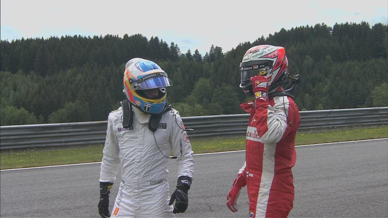 McLaren's Fernando Alonso and Ferrari's Kimi Raikkonen collide on the opening lap in Austria © FOWC Ltd