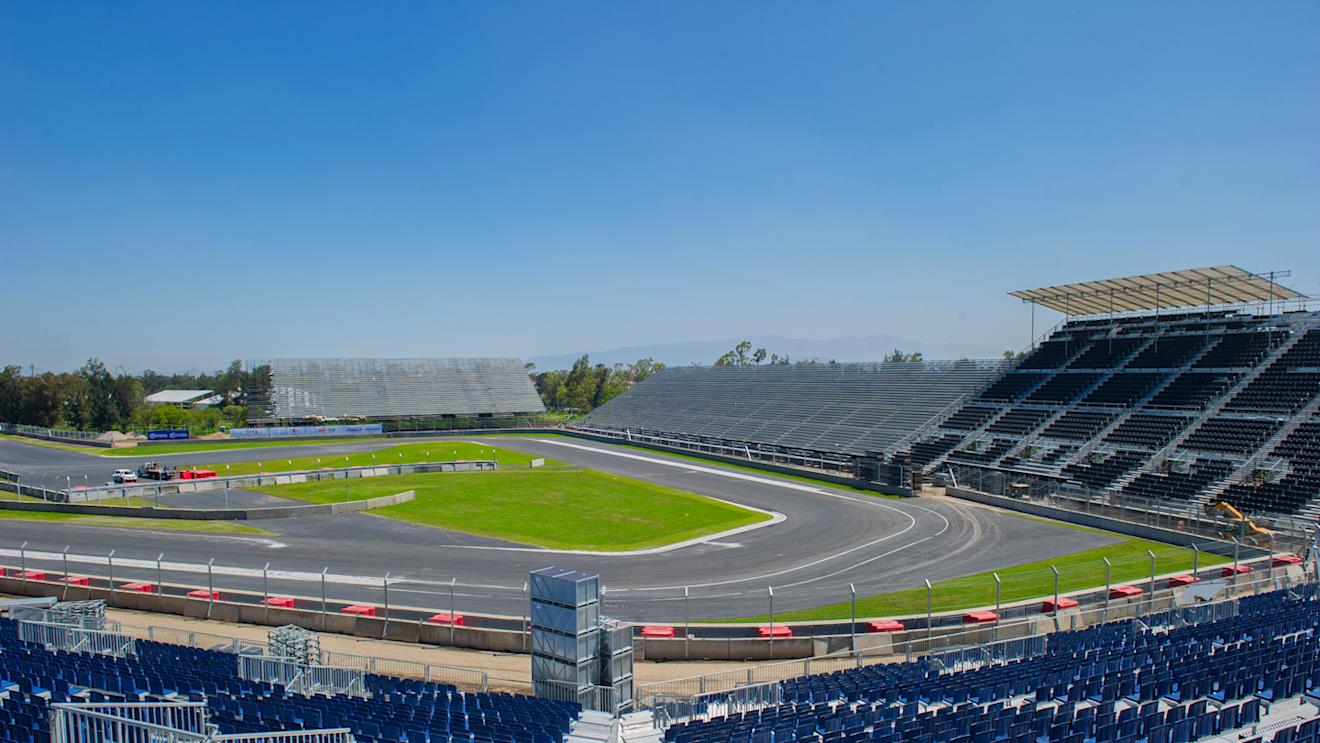 The revamped Autodromo Hermanos Rodriguez © SERGIO BAUTISTA