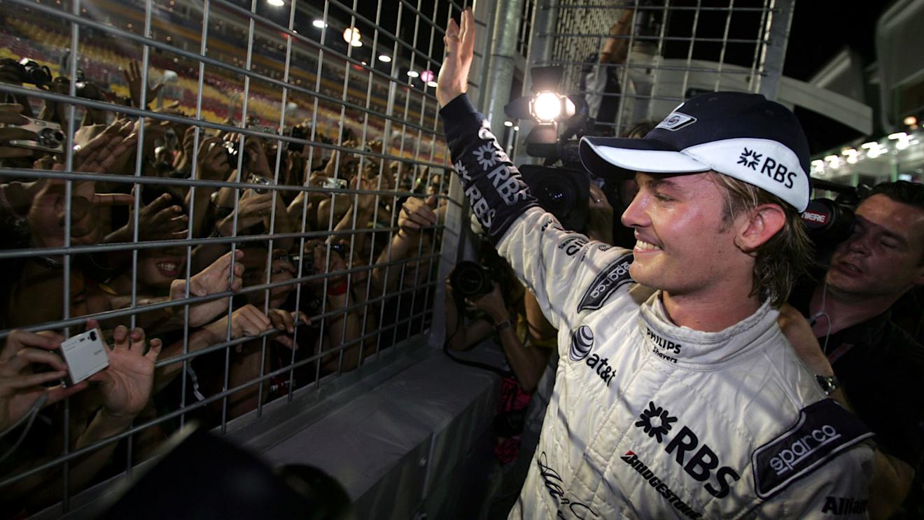 Nico Rosberg (GER) Williams celebrates his podium with the fans.
Formula One World Championship, Rd 15, Singapore Grand Prix, Race, Marina Bay Street Circuit, Singapore, Sunday 28 September 2008.

BEST IMAGE © Sutton Motorsport Images