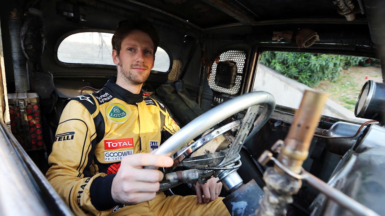 Romain Grosjean (FRA) Lotus F1 Team with special race overalls to promote the film Mad Max: Fury Road.
Spanish Grand Prix, Friday 8th May 2015. Barcelona, Spain. © Lotus F1 Team