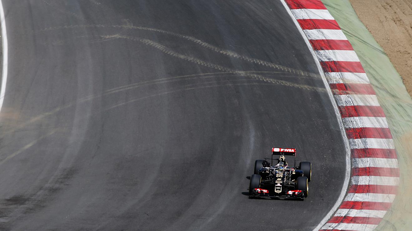 Brands Hatch, Kent, UK.
Monday 27 April 2015.
Romain Grosjean, Lotus E23 Mercedes.
World Copyright: Glenn Dunbar/LAT Photographic