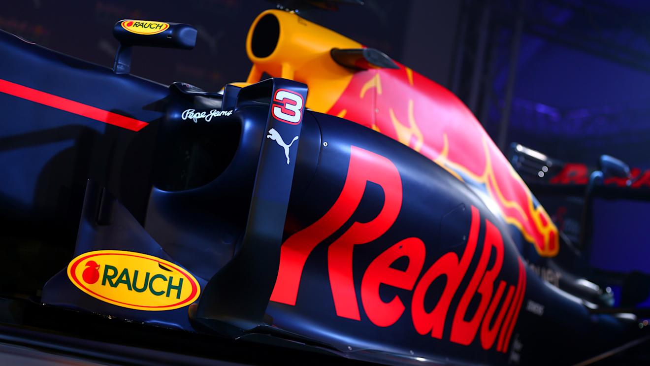 Puma & Red Bull Racing Reveal 2016 Team Kit and New Car Livery © Clive Mason/Getty Images