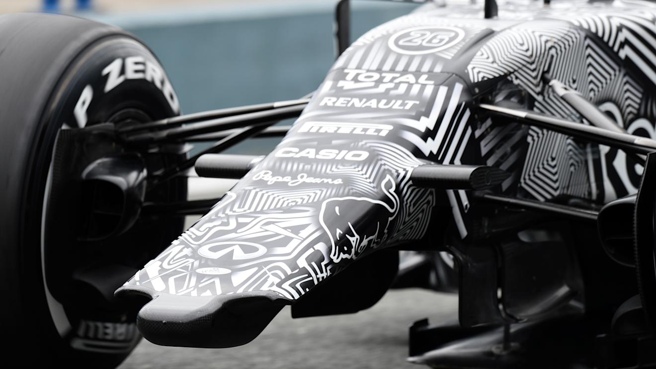 Daniil Kvyat (RUS) Red Bull Racing RB11 with no front wing at Formula One Testing, Day Two, Jerez, Spain, 2 February 2015