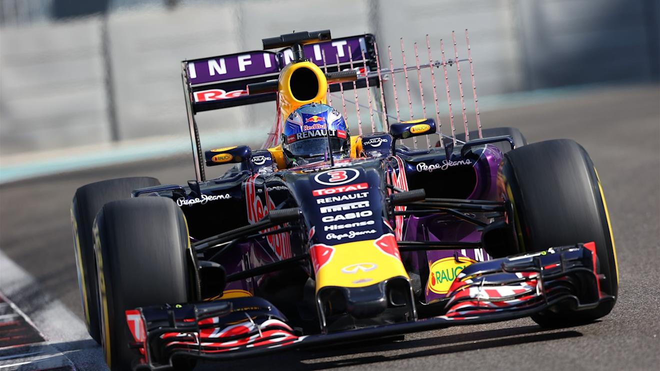 Daniel Ricciardo (AUS) Red Bull Racing RB11 with aero sensor at Formula One World Championship, Rd19, Abu Dhabi Grand Prix, Practice, Yas Marina Circuit, Abu Dhabi, UAE, Friday 27 November 2015. © Sutton Motorsport Images