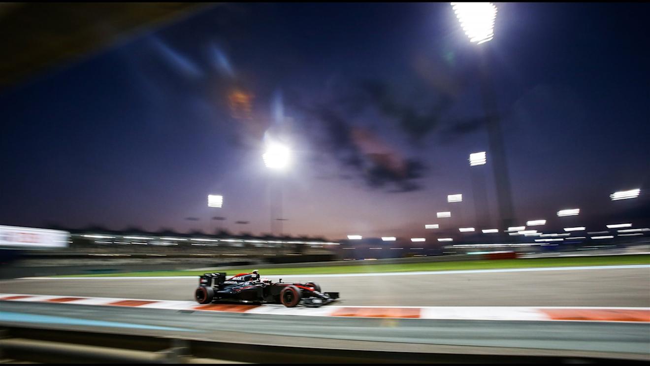 Jenson Button (GBR) McLaren MP4-30 at Formula One World Championship, Rd19, Abu Dhabi Grand Prix, Practice, Yas Marina Circuit, Abu Dhabi, UAE, Friday 27 November 2015. © Sutton Motorsport Images