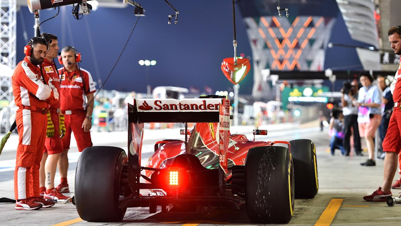 Kimi Raikkonen (FIN) Ferrari SF15-T at Formula One World Championship, Rd19, Abu Dhabi Grand Prix, Practice, Yas Marina Circuit, Abu Dhabi, UAE, Friday 27 November 2015. © Sutton Motorsport Images