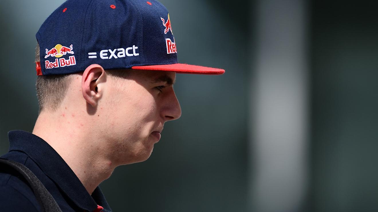 Max Verstappen (NDL) Scuderia Toro Rosso at Formula One World Championship, Rd19, Abu Dhabi Grand Prix, Practice, Yas Marina Circuit, Abu Dhabi, UAE, Friday 27 November 2015. © Sutton Motorsport Images