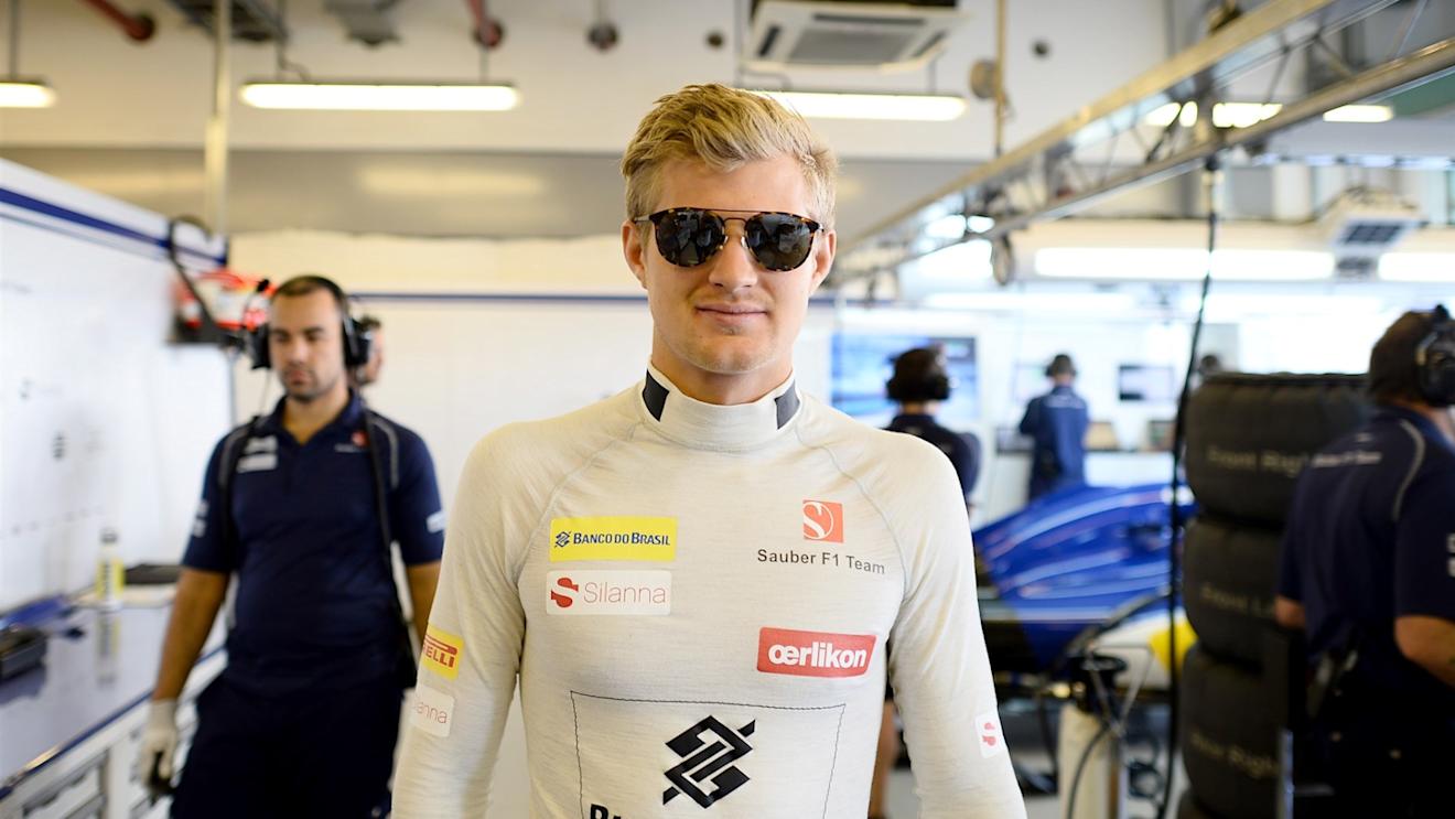Marcus Ericsson (SWE) Sauber at Formula One World Championship, Rd19, Abu Dhabi Grand Prix, Practice, Yas Marina Circuit, Abu Dhabi, UAE, Friday 27 November 2015. © Sutton Motorsport Images
