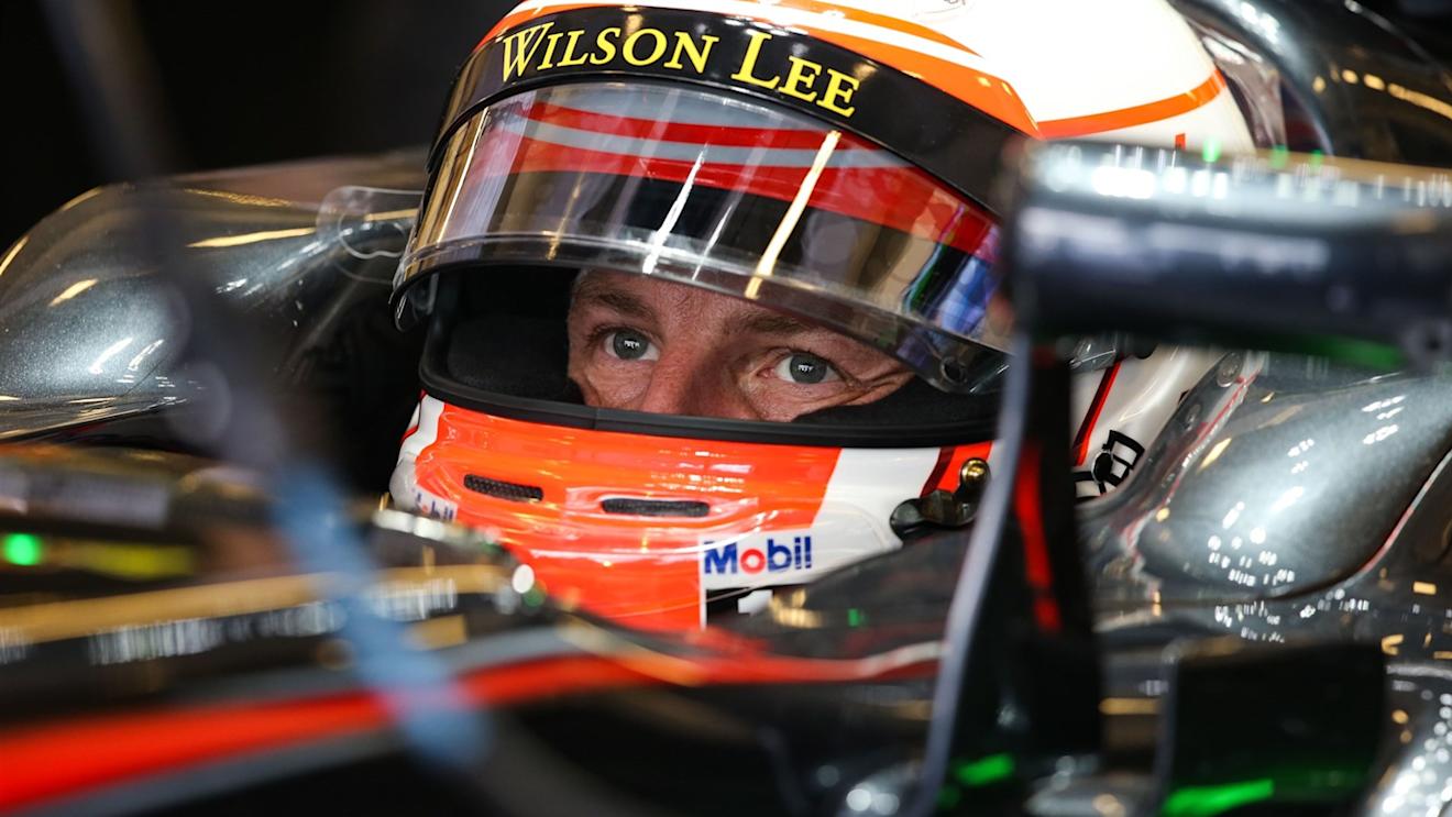 Jenson Button (GBR) McLaren MP4-30 at Formula One World Championship, Rd19, Abu Dhabi Grand Prix, Qualifying, Yas Marina Circuit, Abu Dhabi, UAE, Saturday 28 November 2015. © Sutton Motorsport Images