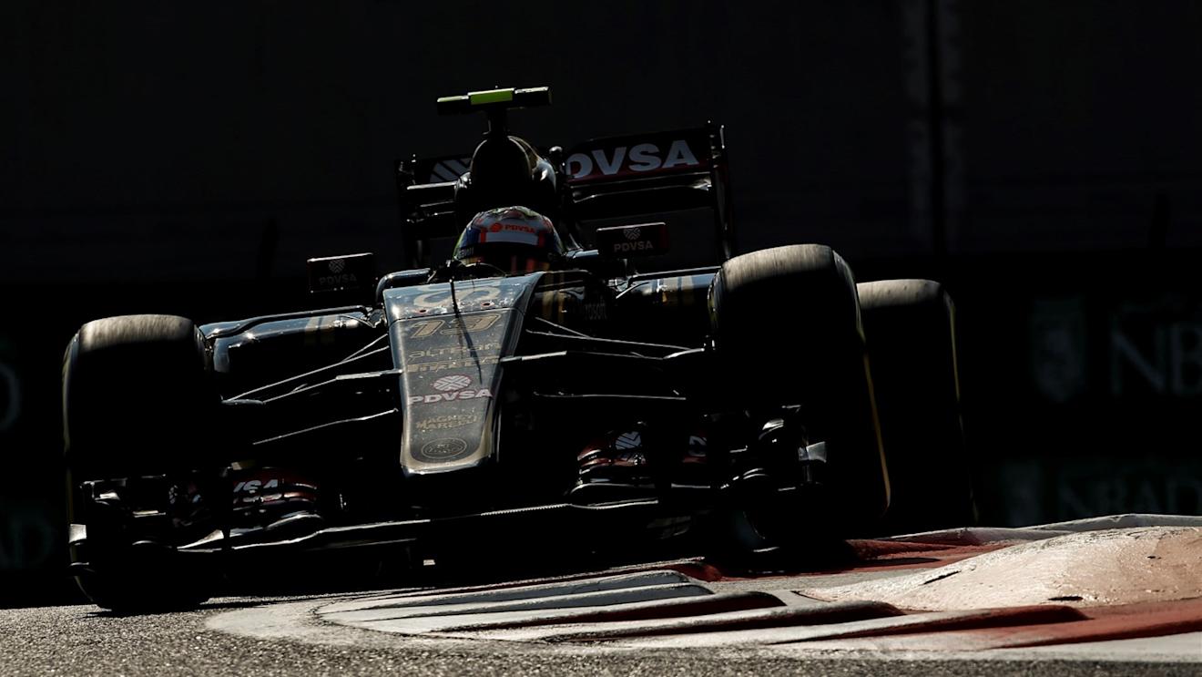 Pastor Maldonado (VEN) Lotus E23 Hybrid at Formula One World Championship, Rd19, Abu Dhabi Grand Prix, Qualifying, Yas Marina Circuit, Abu Dhabi, UAE, Saturday 28 November 2015. © Sutton Motorsport Images