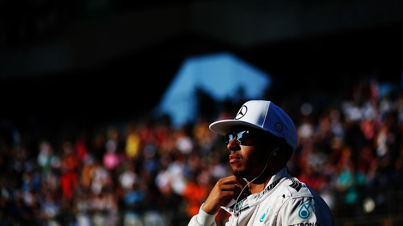 Lewis Hamilton (GBR) Mercedes AMG F1 on the drivers parade at Formula One World Championship, Rd19, Abu Dhabi Grand Prix, Race, Yas Marina Circuit, Abu Dhabi, UAE, Sunday 29 November 2015. © Sutton Motorsport Images