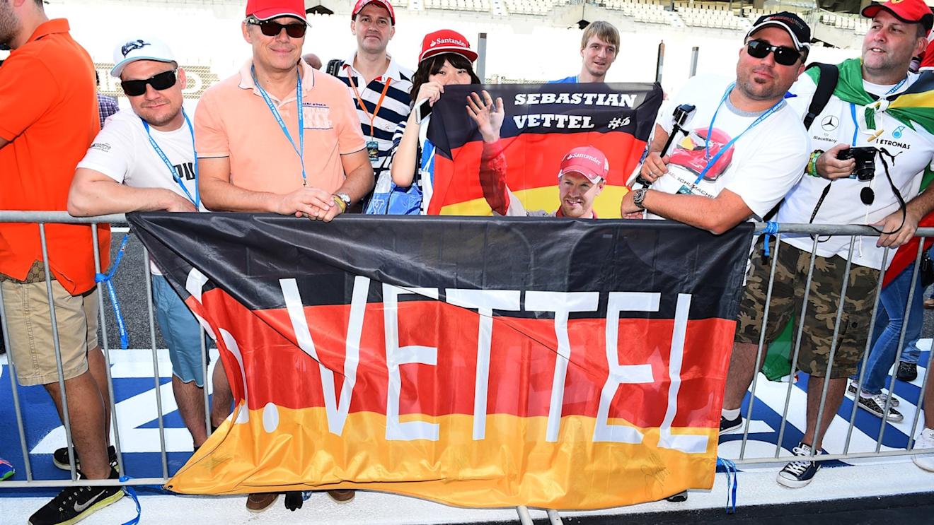 Sebastian Vettel (GER) Ferrari fans at Formula One World Championship, Rd19, Abu Dhabi Grand Prix, Preparations, Yas Marina Circuit, Abu Dhabi, UAE, Thursday 26 November 2015. © Sutton Motorsport Images