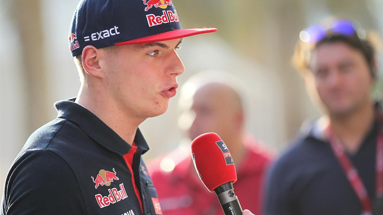 Max Verstappen (NDL) Scuderia Toro Rosso at Formula One World Championship, Rd19, Abu Dhabi Grand Prix, Preparations, Yas Marina Circuit, Abu Dhabi, UAE, Thursday 26 November 2015. © Sutton Motorsport Images