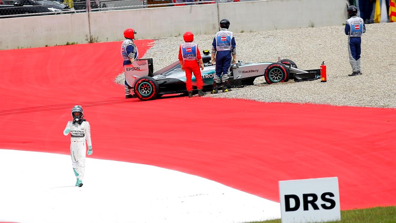 Nico Rosberg (GER) Mercedes AMG F1 after spinning in Q3 at Formula One World Championship, Rd8, Austrian Grand Prix, Qualifying, Spielberg, Austria, Saturday 20 June 2015. © Sutton Motorsport Images