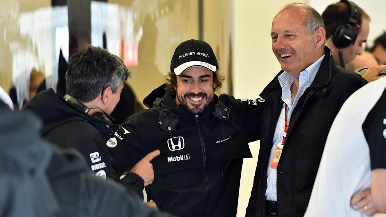 Fernando Alonso (ESP) McLaren and Ron Dennis (GBR) McLaren Executive Chairman at Formula One World Championship, Rd8, Austrian Grand Prix, Qualifying, Spielberg, Austria, Saturday 20 June 2015. © Sutton Motorsport Images